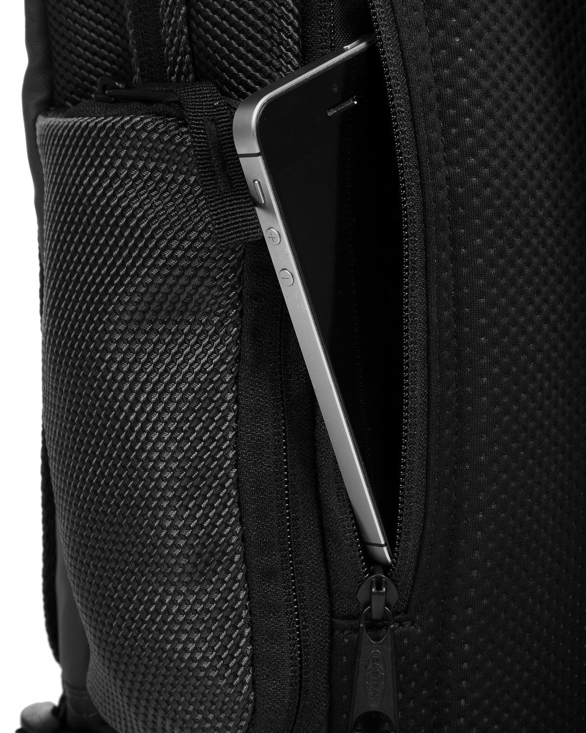 Eastpak TECUM M Cnnct Coat  - 16